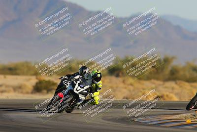 media/Dec-09-2023-SoCal Trackdays (Sat) [[76a8ac2686]]/Turn 15 Set 2 (245pm)/